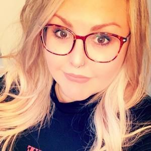 Meet your Posher, Annie